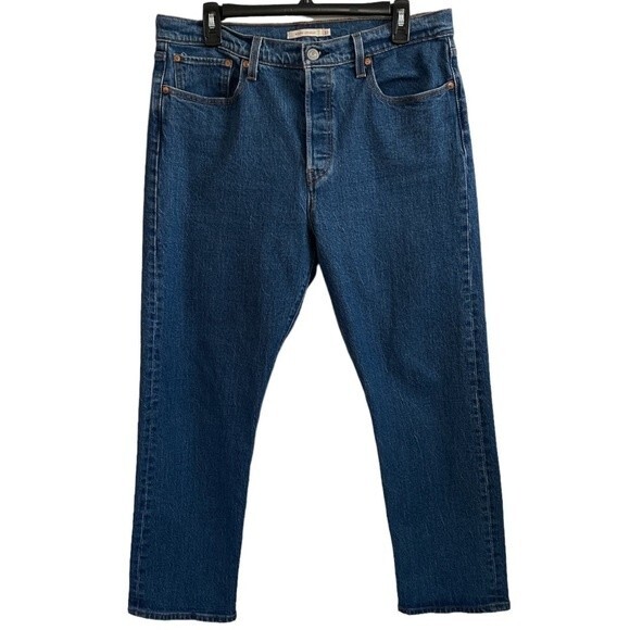 Levi's Premium Wedgie Straight Jeans Size 32 Button Fly - Picture 1 of 7